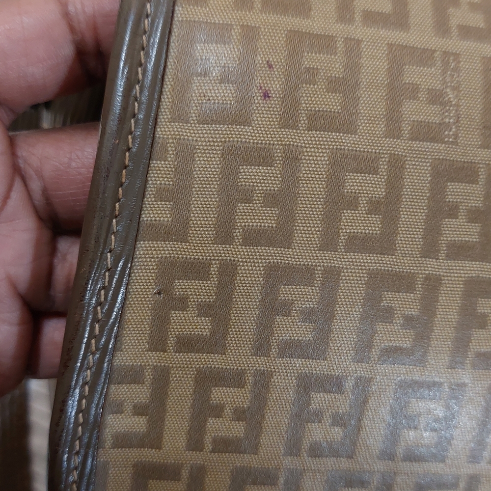 Vintage Fendi Monogram Crossbody with Brown Trim - Picture 9 of 16
